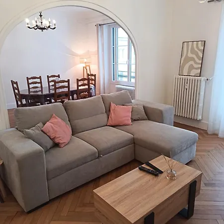 Apartment Tres Grand T3 - Hyper Centre - Proximite Gare Chambery